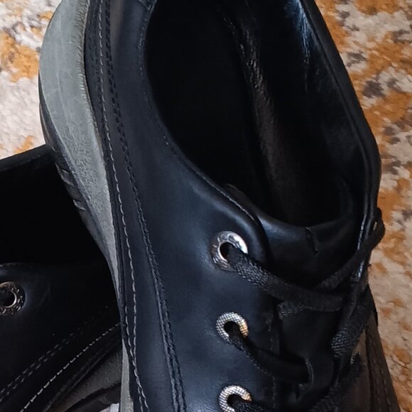 KEEN Presidio II Black Leather Sneaker Shoe - Picture 5 of 12